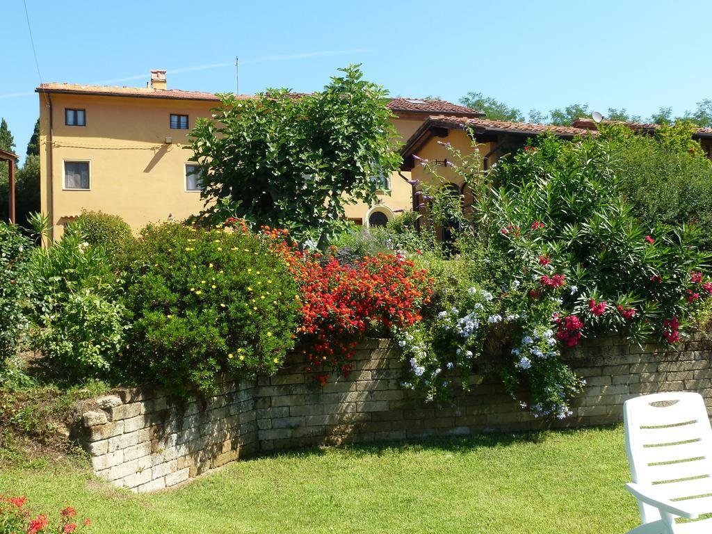Agriturismo Poggio Al Tesoro Crespina Habitación foto